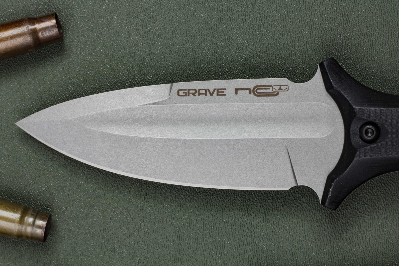 Нож Grave G10 black Нож Grave G10 black