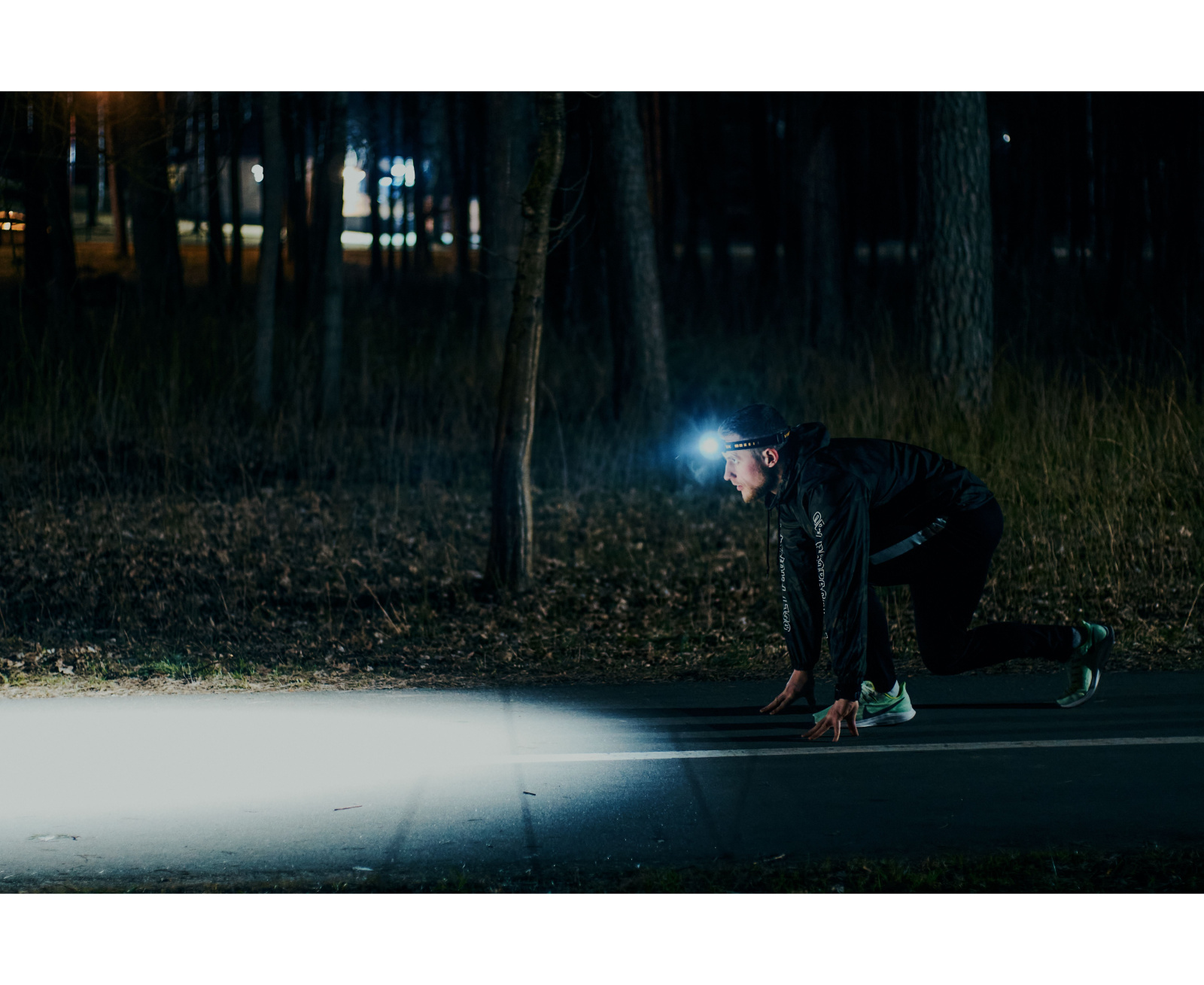 Фонарь Armytek Elf C1 Micro USB