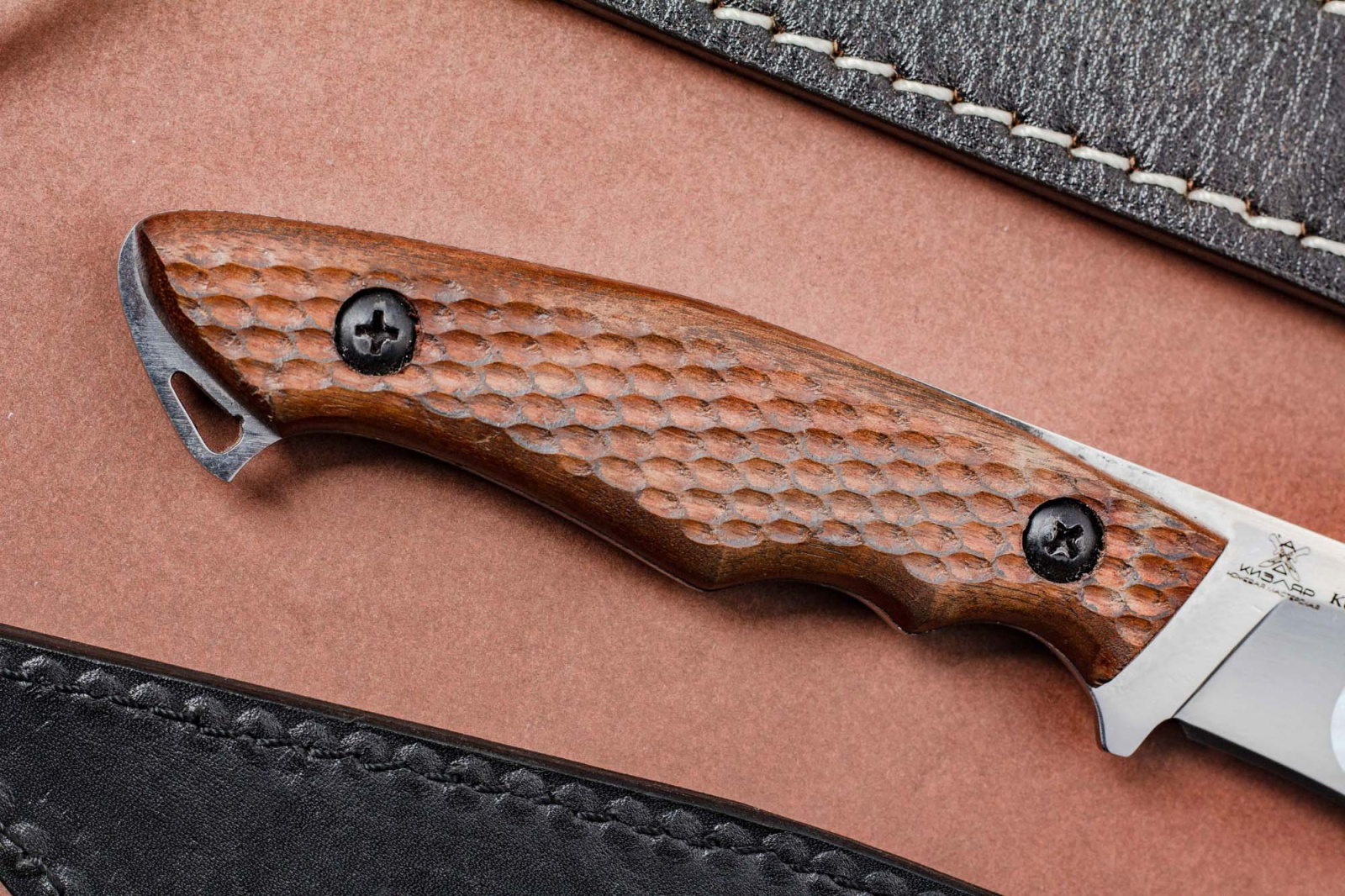 Нож Коршун Х12МФ орех Андреев