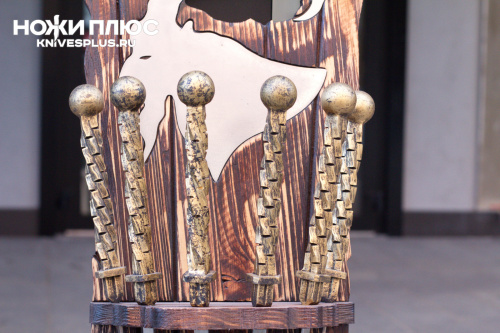 Подставка под шампура Тур