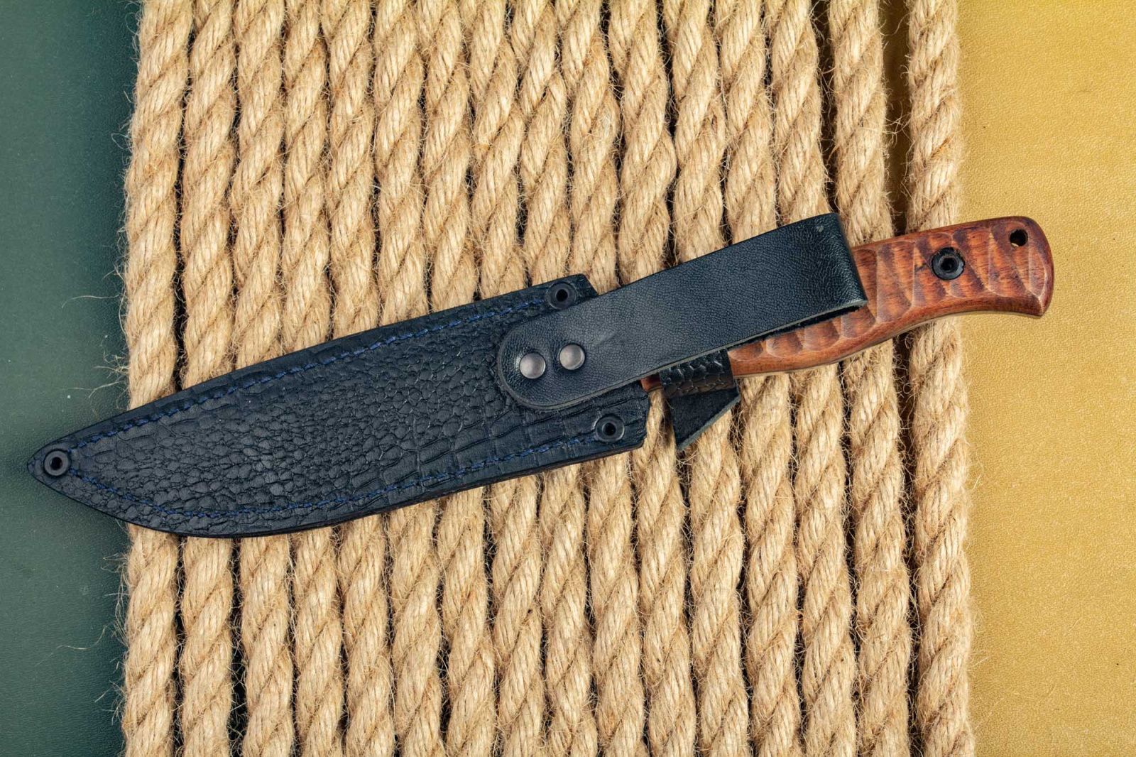 Нож Разведчик - Х12мф орех