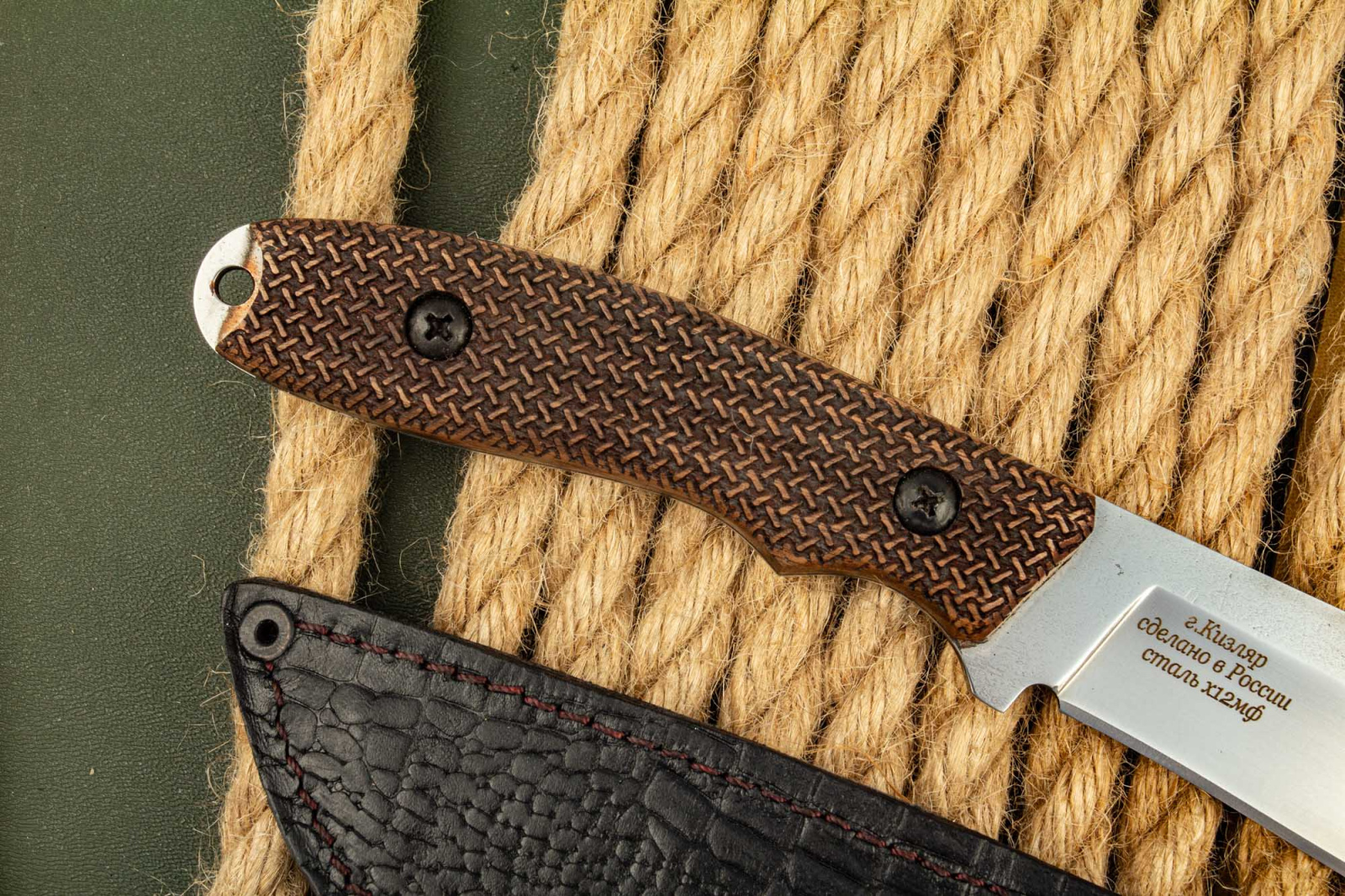 Нож Волк - Х12мф орех