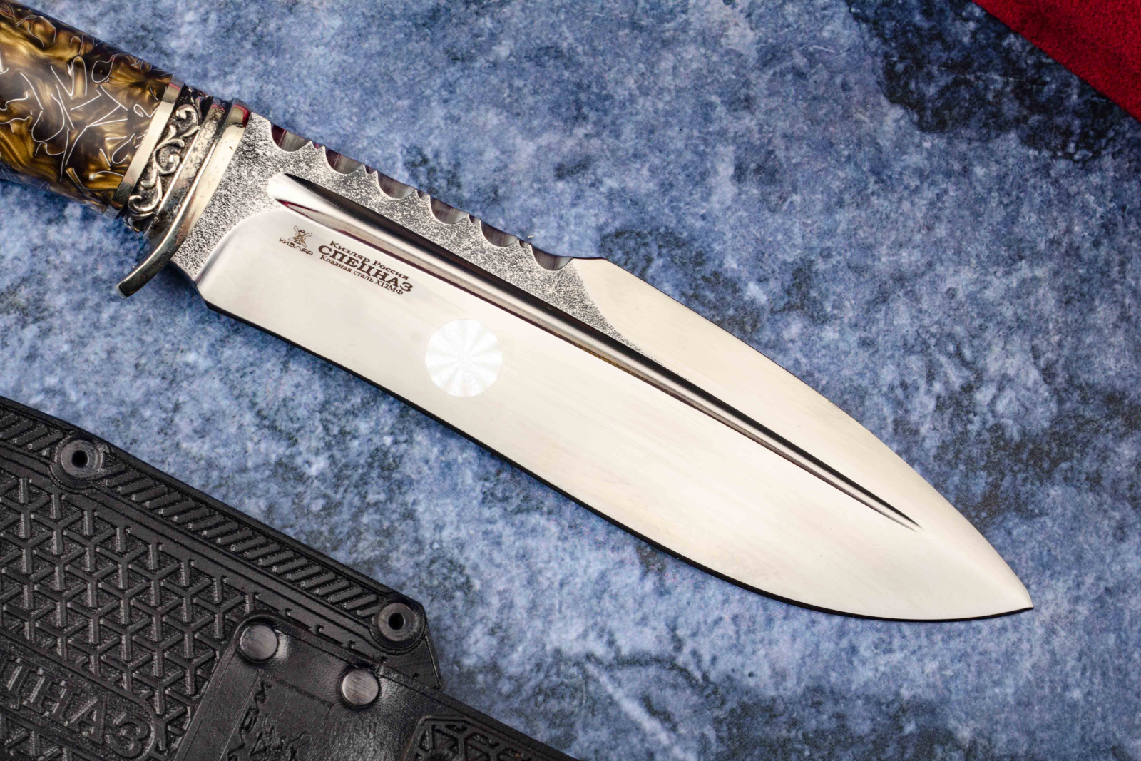 Нож Спецназ Х12МФ Акрил золотой резные Ножны Кизляр Андреев д.В,