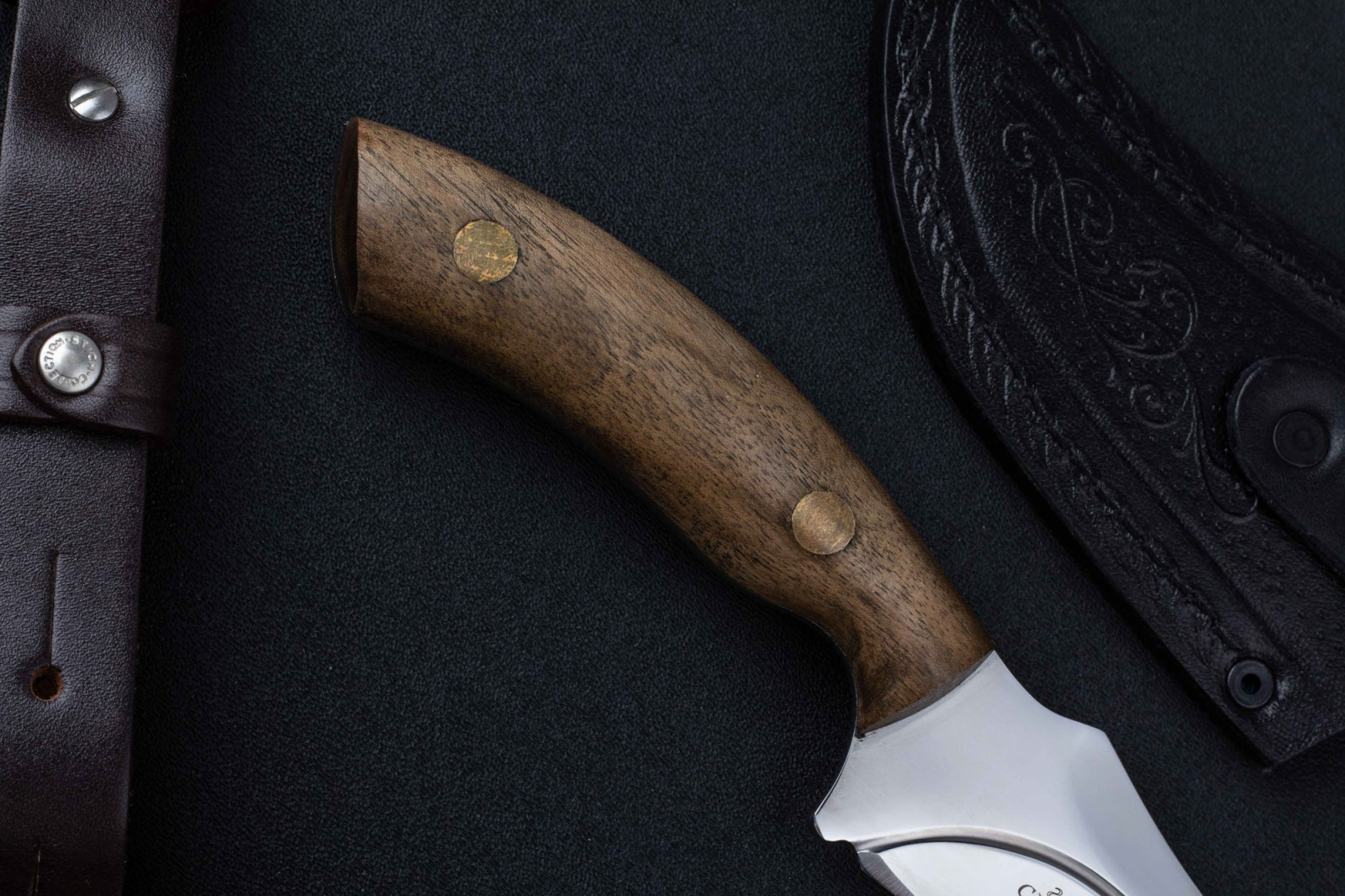 Нож Клык-2 65х13 клепанный Беркут Кизляр