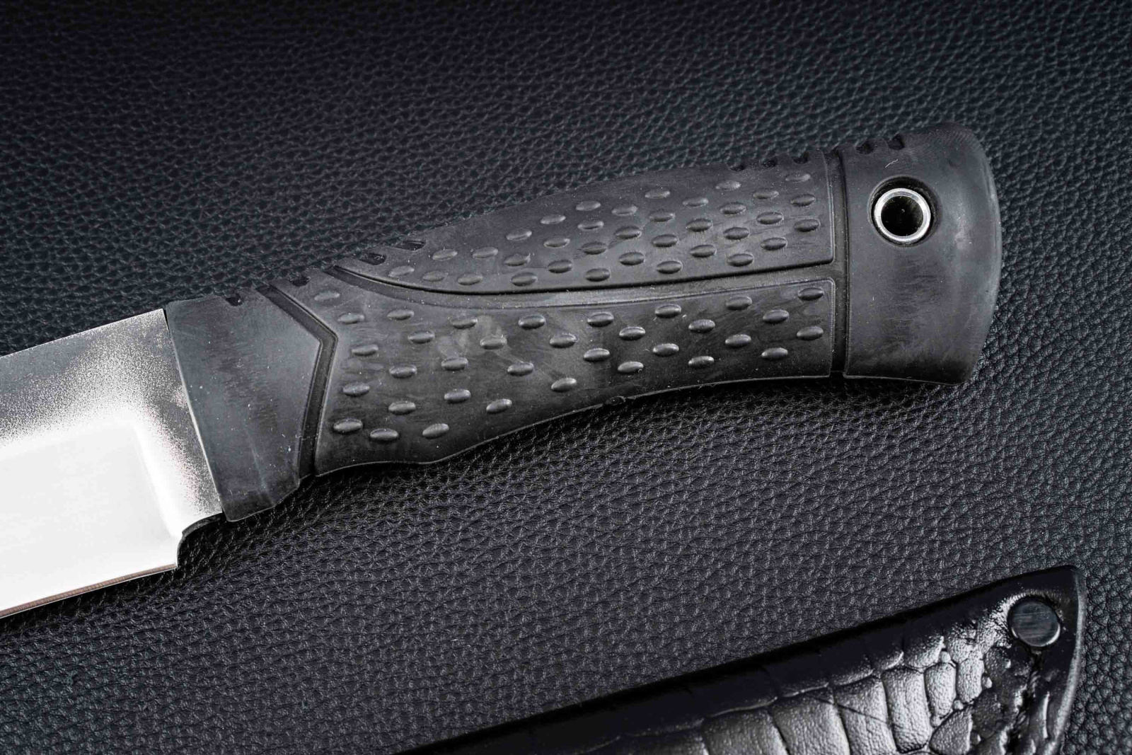 Нож Волк AUS-8 эластрон черный Андреев