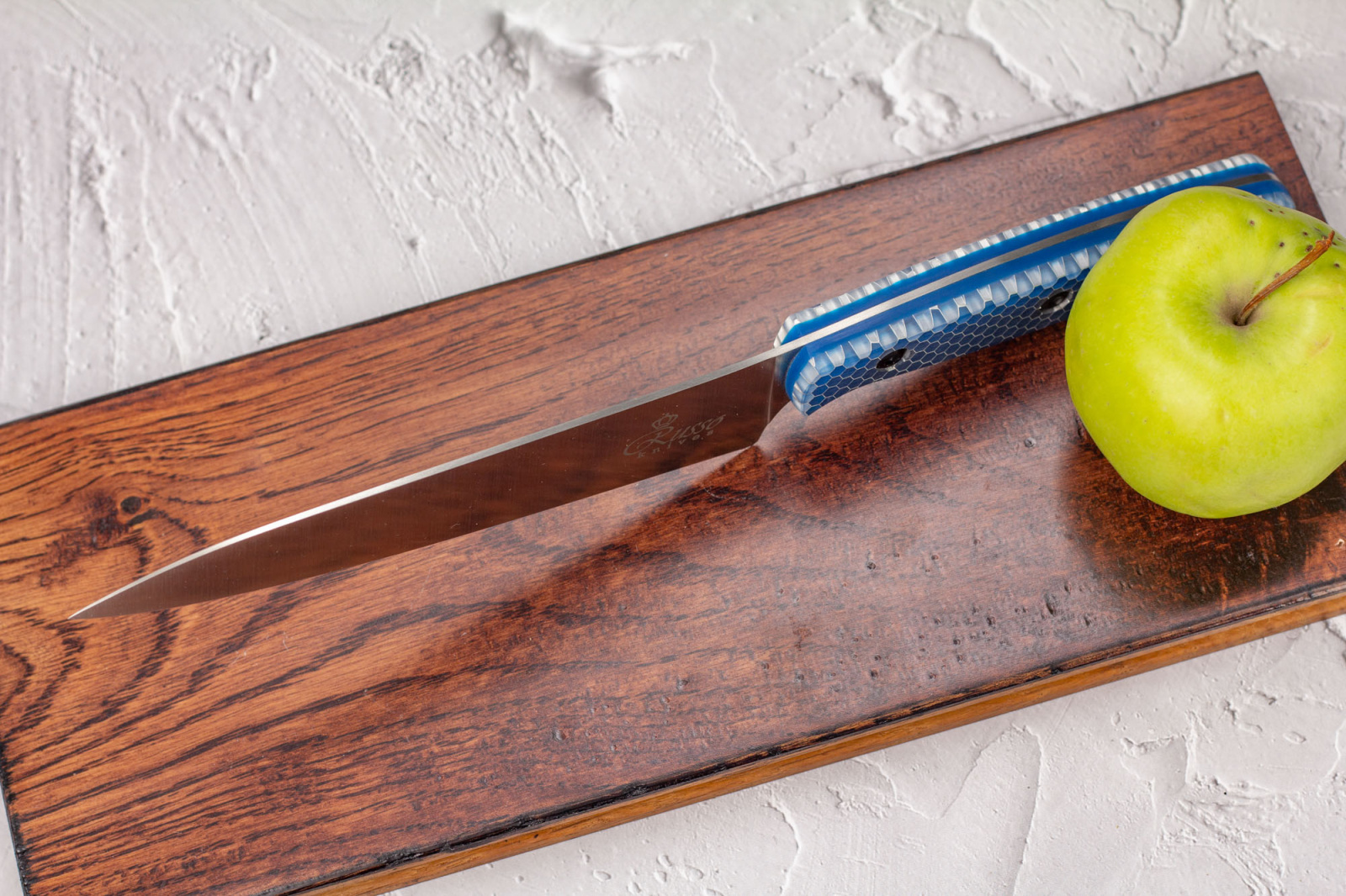 Нож alexander Pro MEDIUM M390 S satin Russo Knives