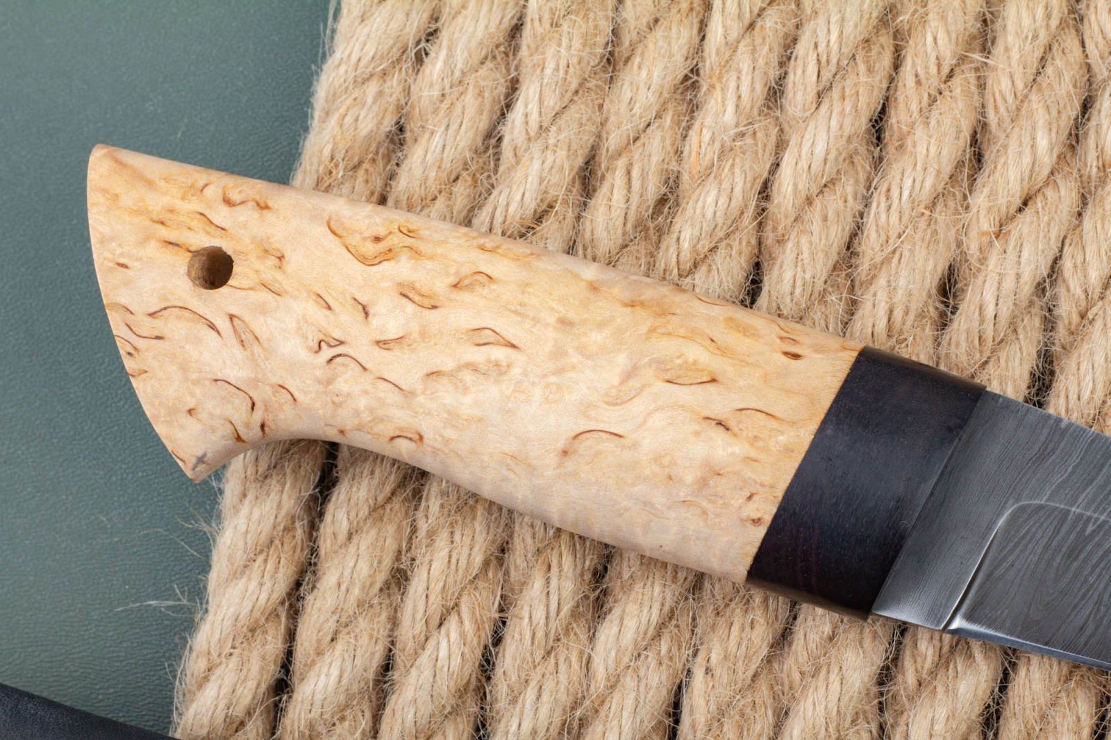 Нож Засапожный малый (дамаск, карельская берёза) Lemax