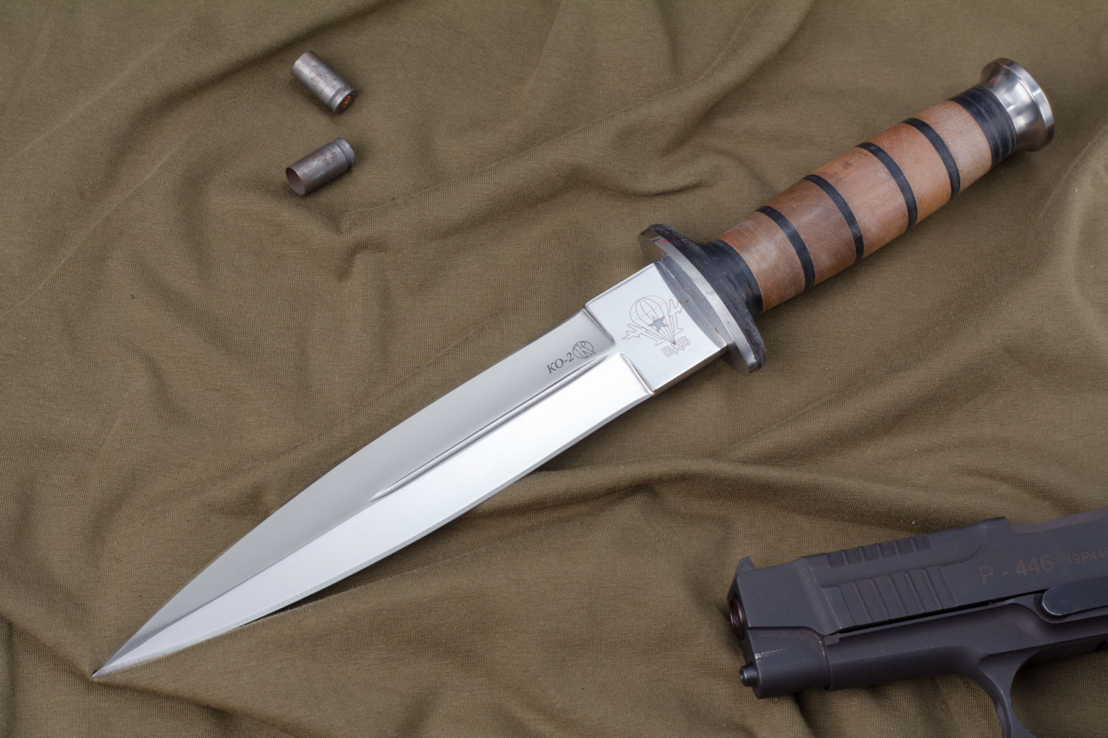 Нож КО-2 Дерево/Кожа с символикой ВДВ