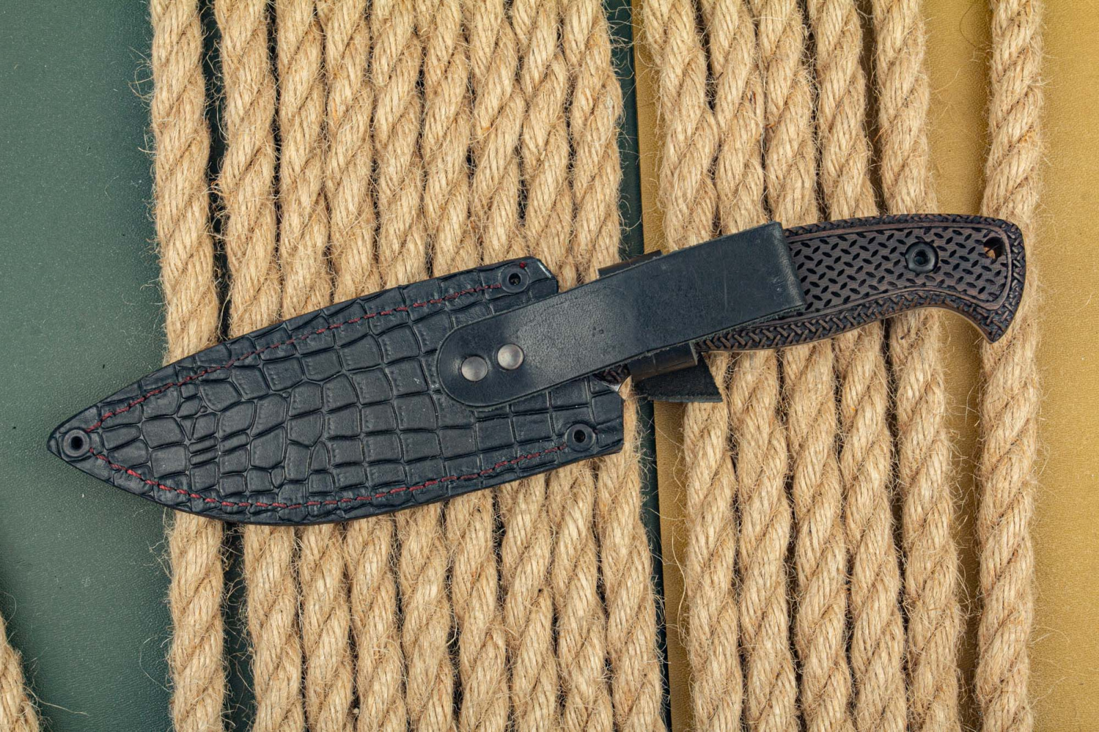 Нож Кавказ - Х12мф орех