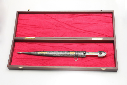 Подарочная коробка для кинжала №1 Подарочная коробка для кинжала №1