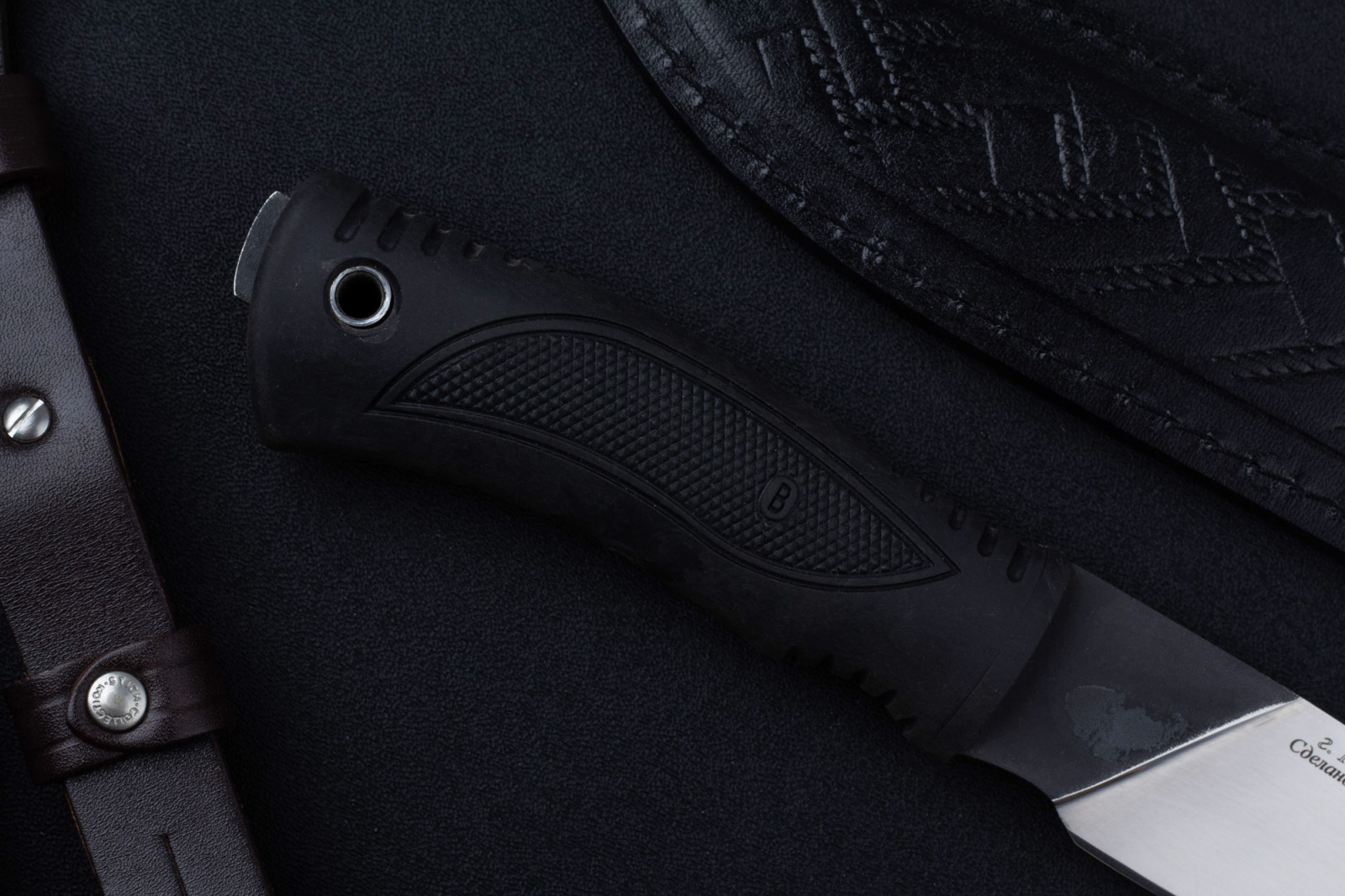 Нож Охота - 65х13/резина Беркут Кизляр