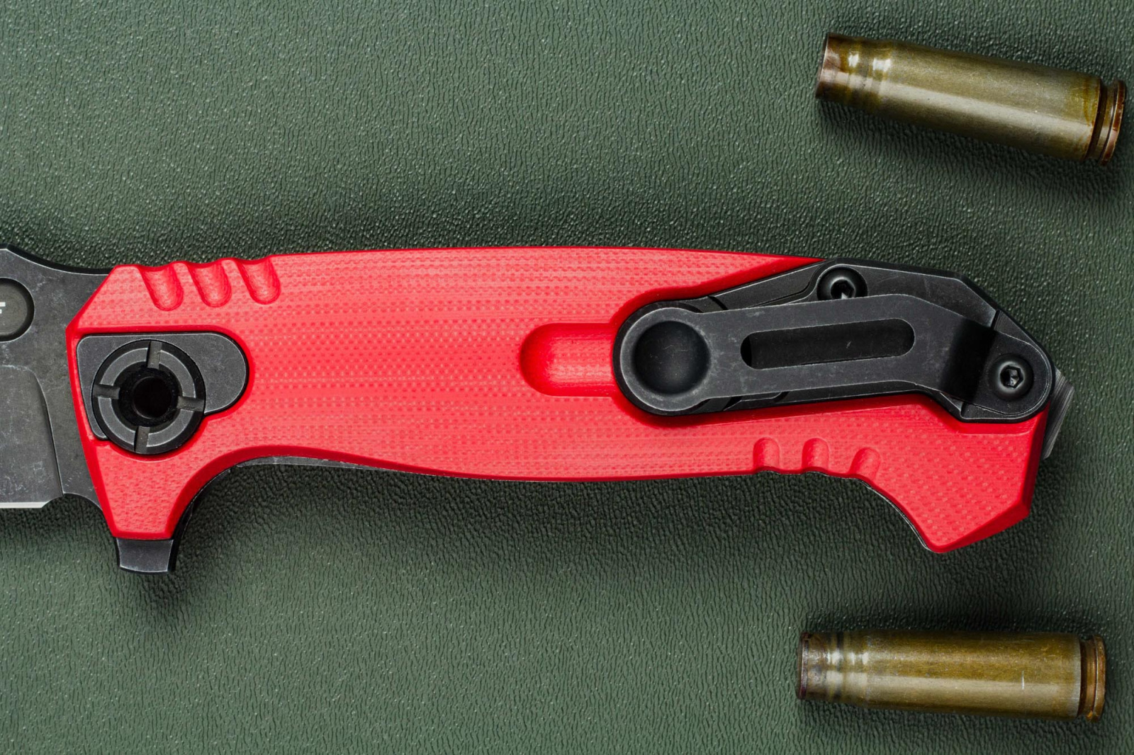 Нож складной Ultras-F Black Stonewash Red