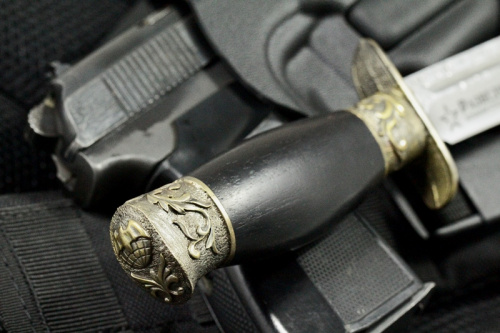 Нож Разведчик Х12МФ в корпусе Зодиак Кизляр