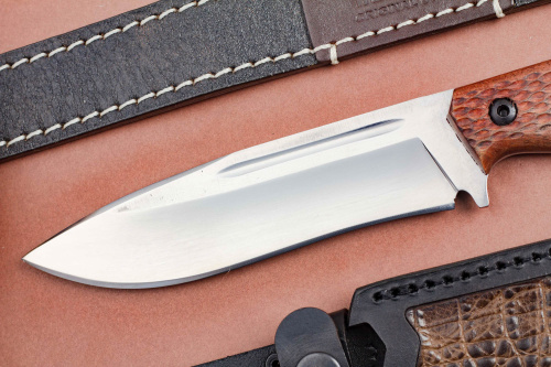 Нож Волк Х12МФ орех Андреев