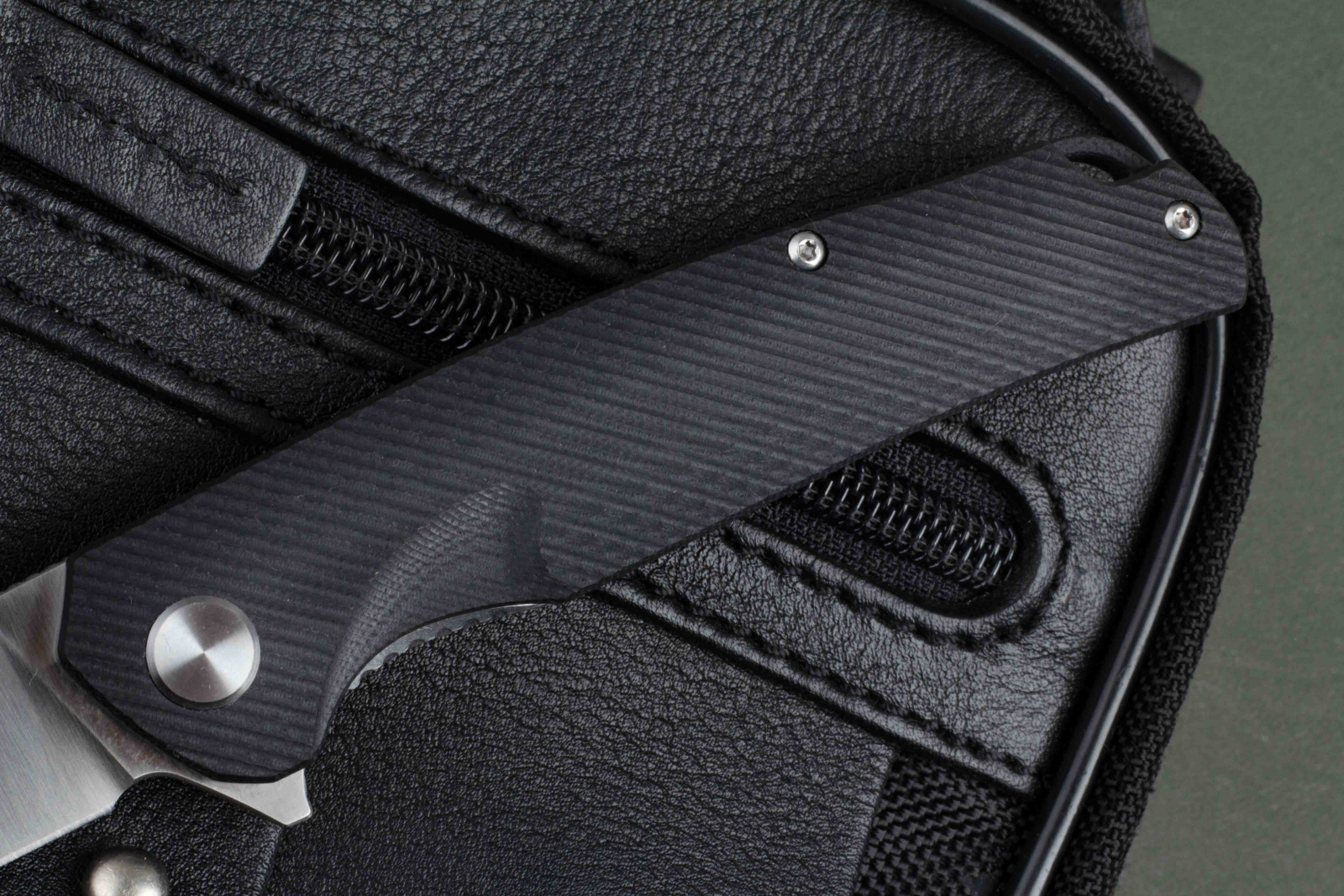 Нож складной Shark (Шарк) black Кизляр