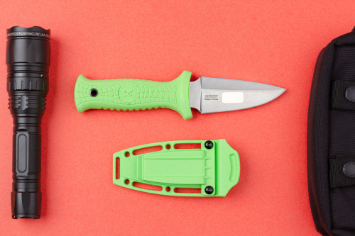 Нож Страж Салатовый