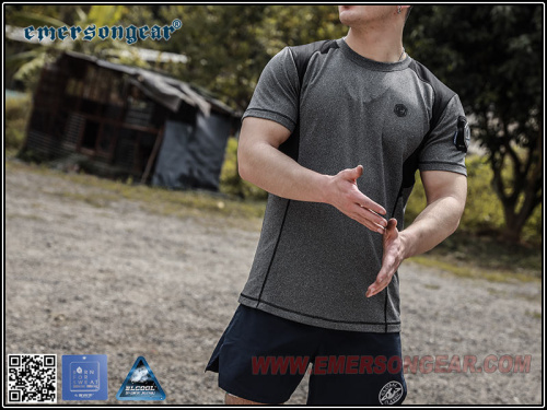 Функциональная спортивная футболка Emersongear Blue Label «Акулий плавник»