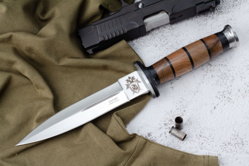 Нож КО-1 Дерево/Кожа  с символикой Следственного Комитета Кизляр Нож КО-1 Дерево/Кожа  с символикой Следственного Комитета Кизляр