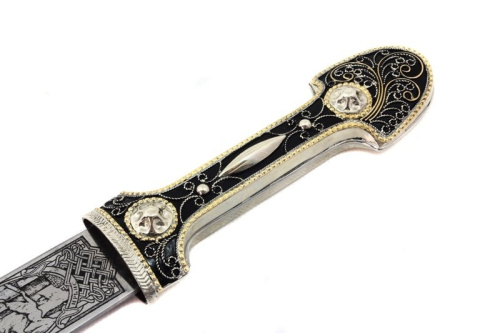 Кинжал сувенирный модель № 7 инкрустированный Поиск Кизляр