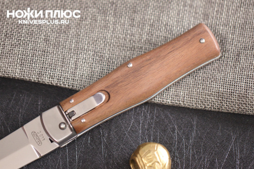 Автоматический нож Predator 420C дерево Mikov