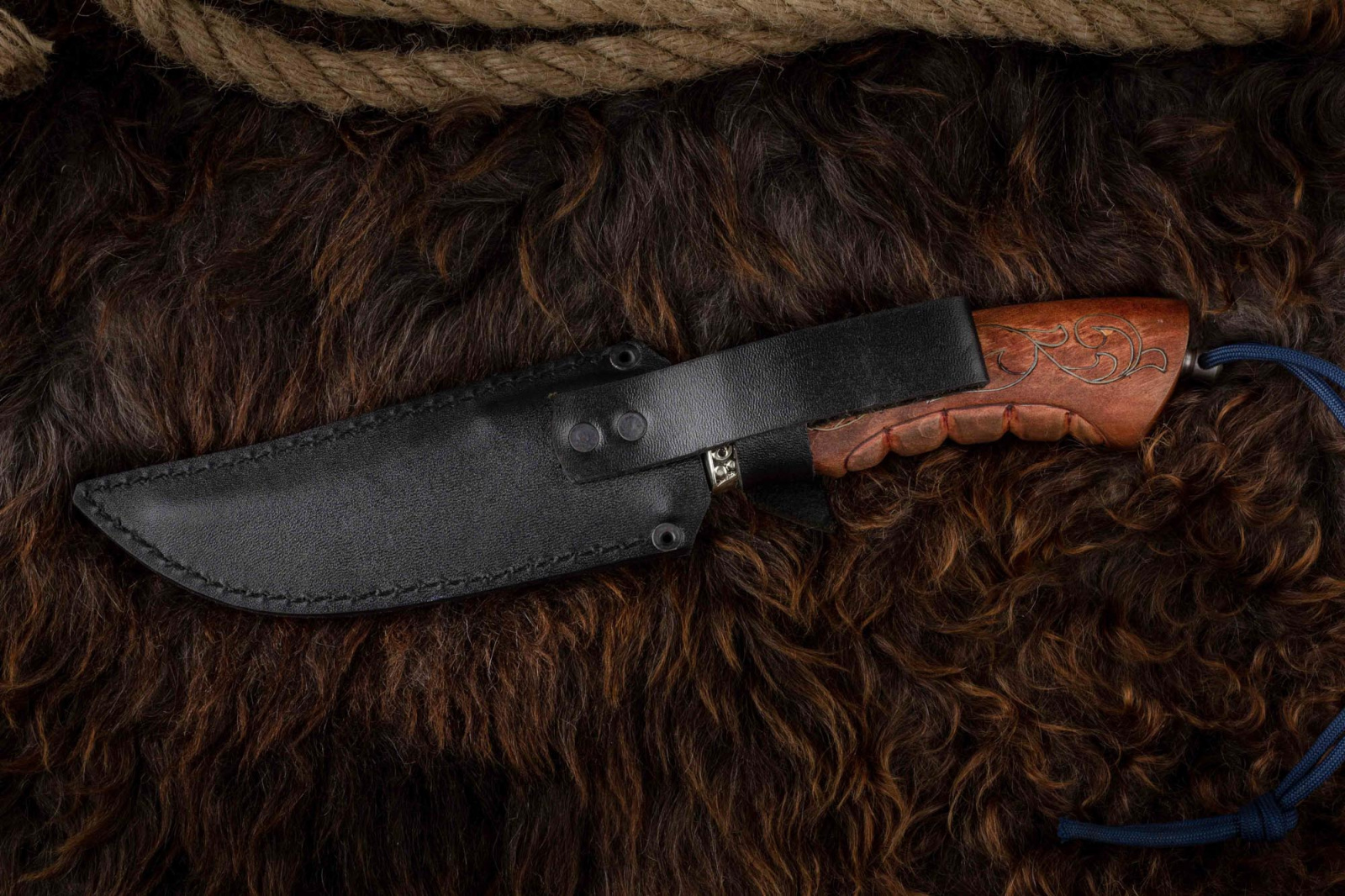 Нож Клык-2 насечка/дамаск Адамов