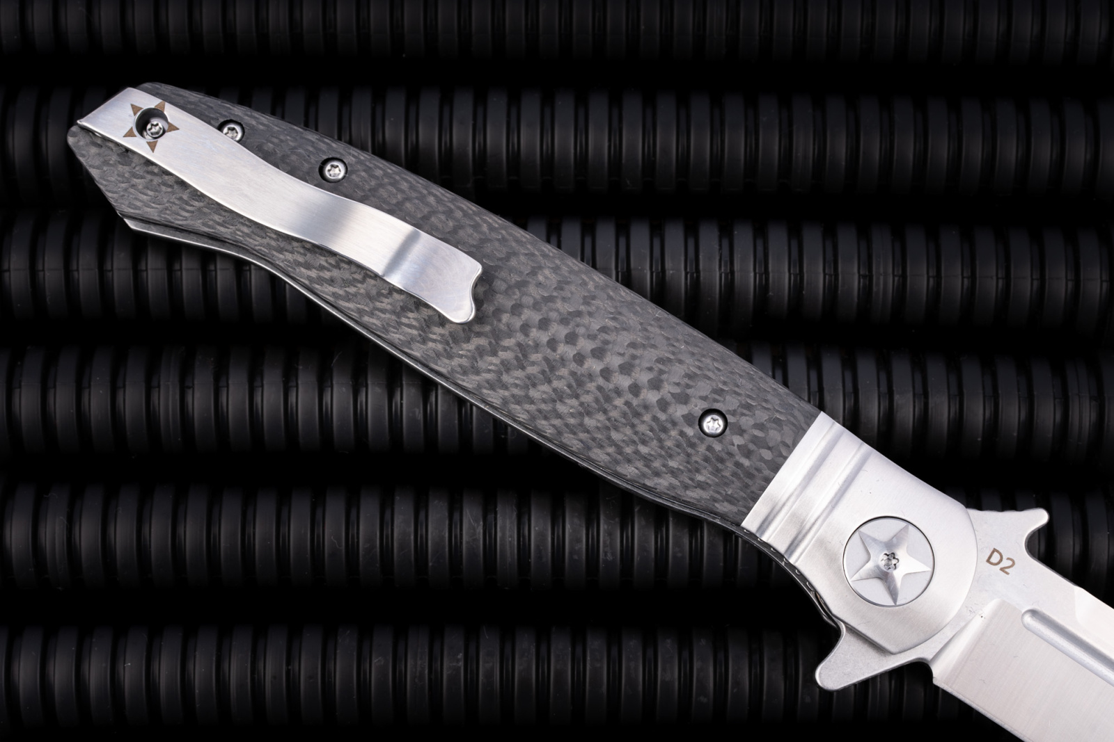 Нож REPTILIAN НКВД-03-2 рукоять карбон