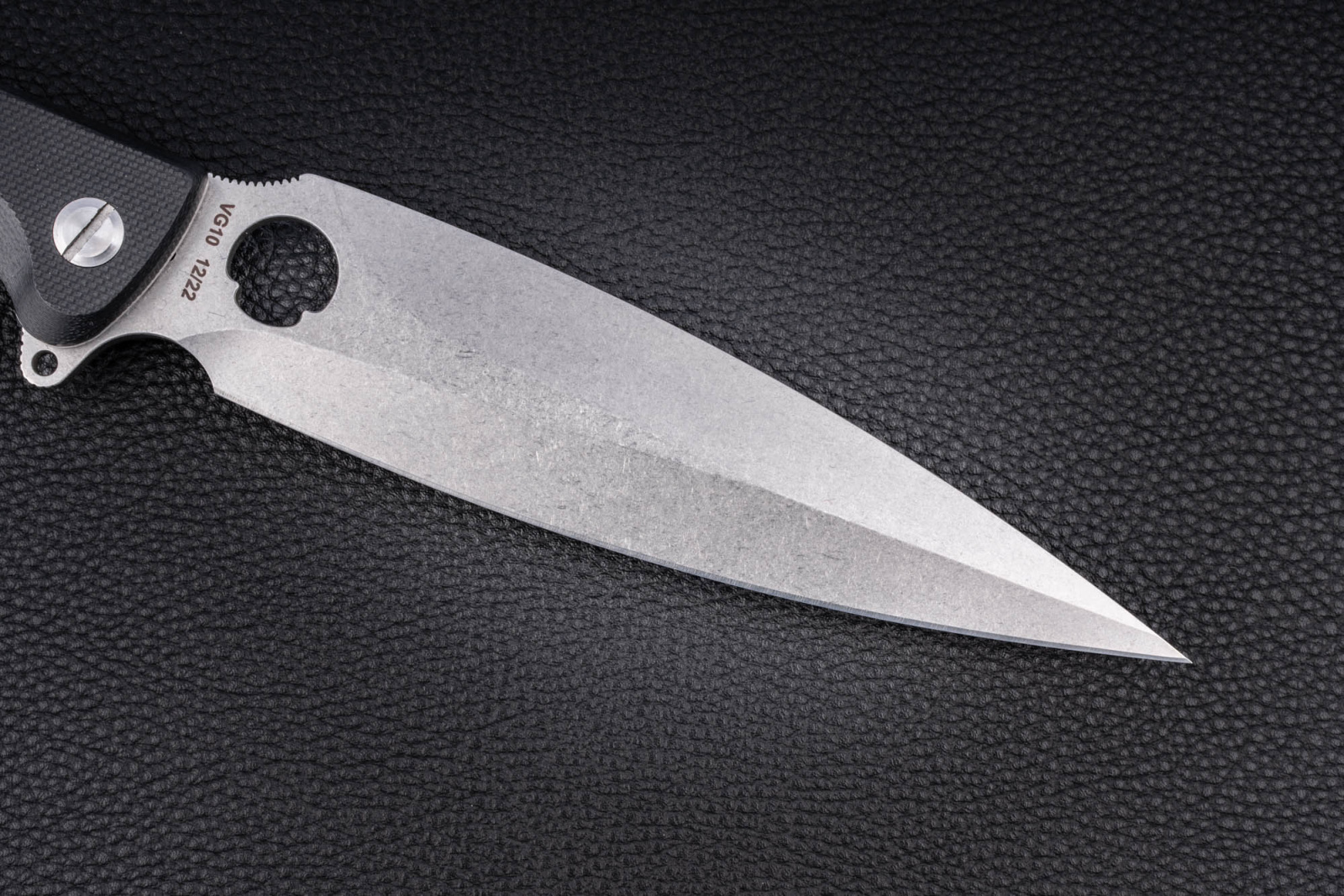 Складной нож Daggerr Vendetta Liner Lock stonewash сталь VG10, рукоять black G10