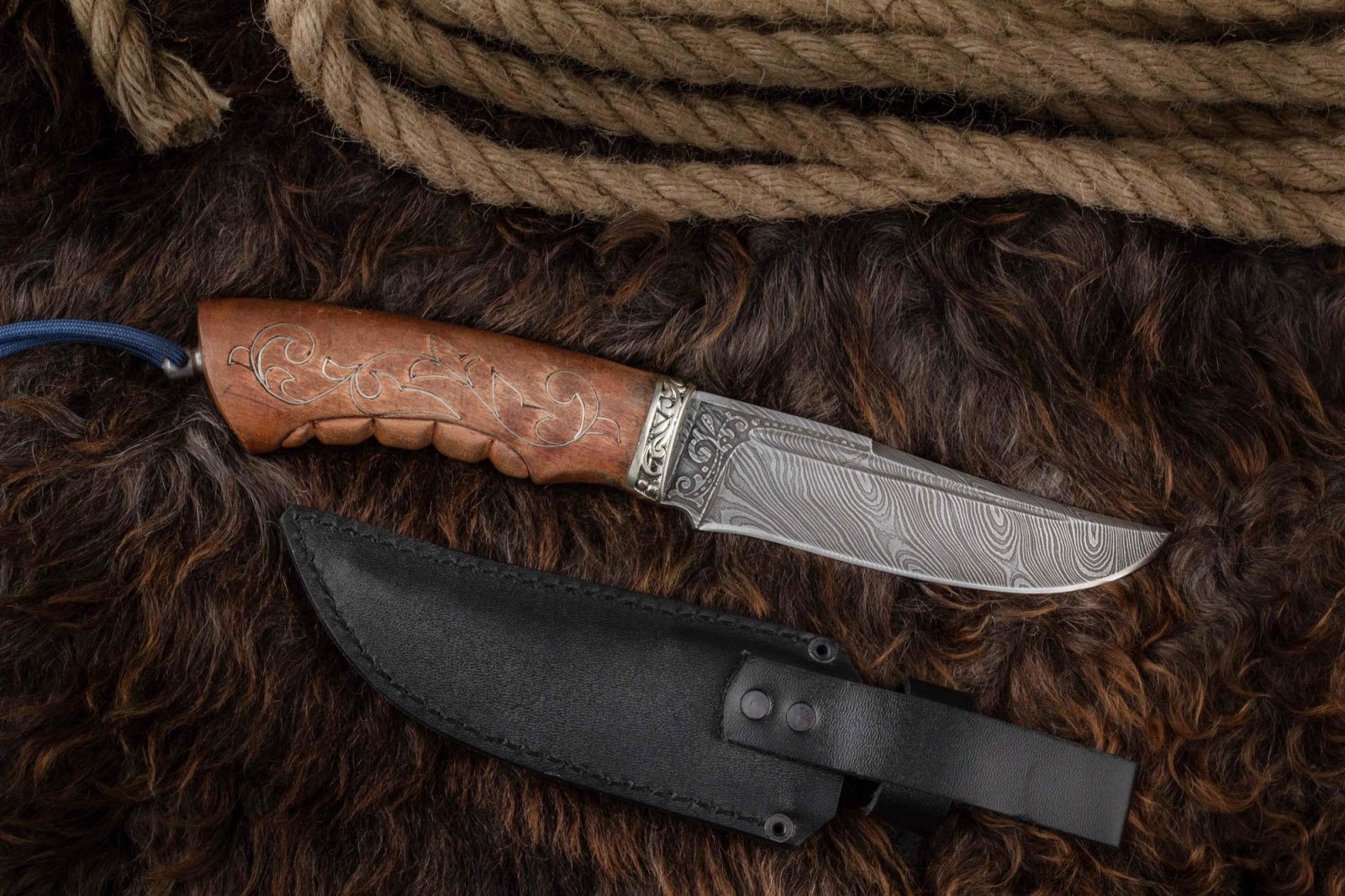 Нож Клык-2 насечка/дамаск Адамов