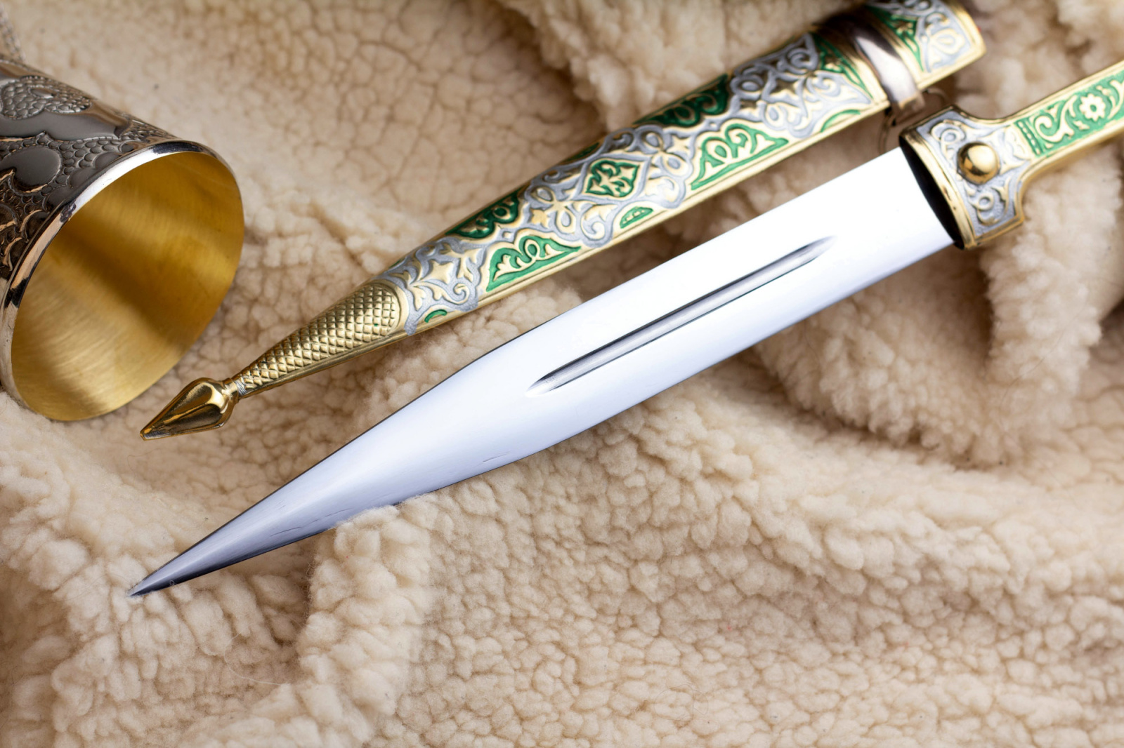 Сувенирный кинжал джигит Гоцатль